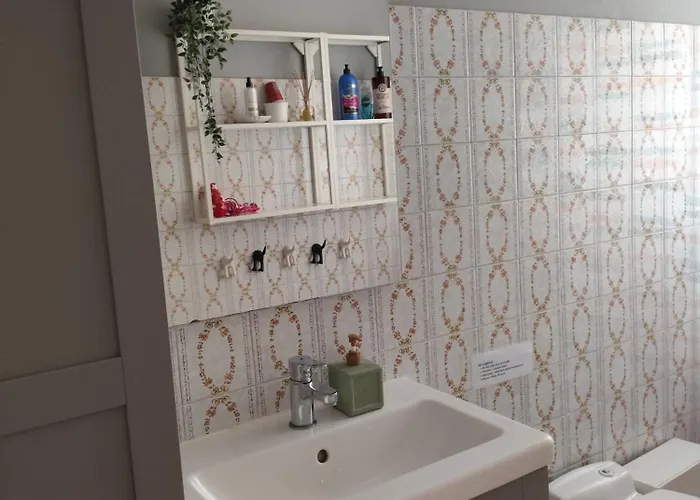 Maison Medicis - T5 Spacieuse Et Calme En - Emplacement Ideal