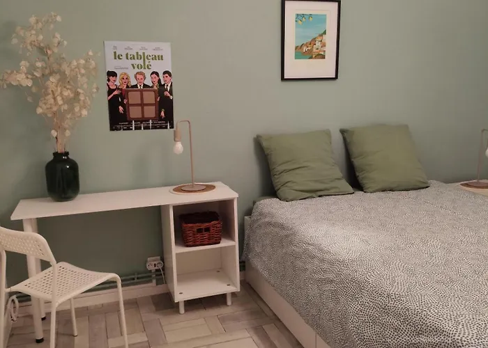 Maison Medicis - T5 Spacieuse Et Calme En - Emplacement Ideal *