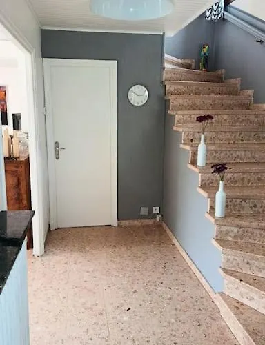 Appartement Maison Medicis - T5 Spacieuse Et Calme En - Emplacement Ideal *